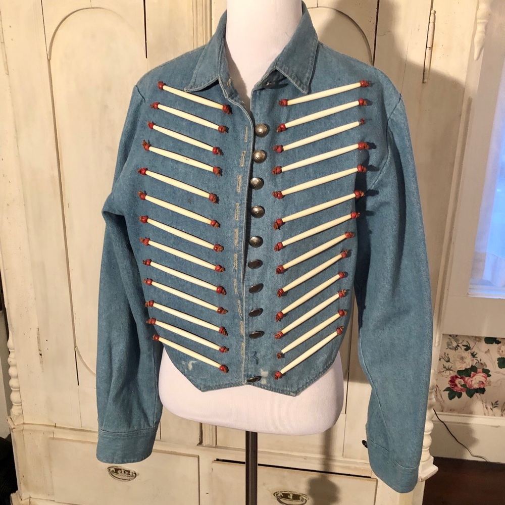 Denim Jacket ... Texas Style.  Size Medium